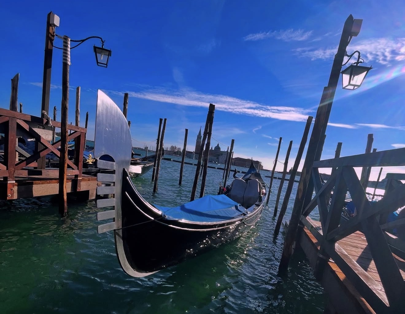 Dual Perspective Venice: Walking Discovery & Private Gondola